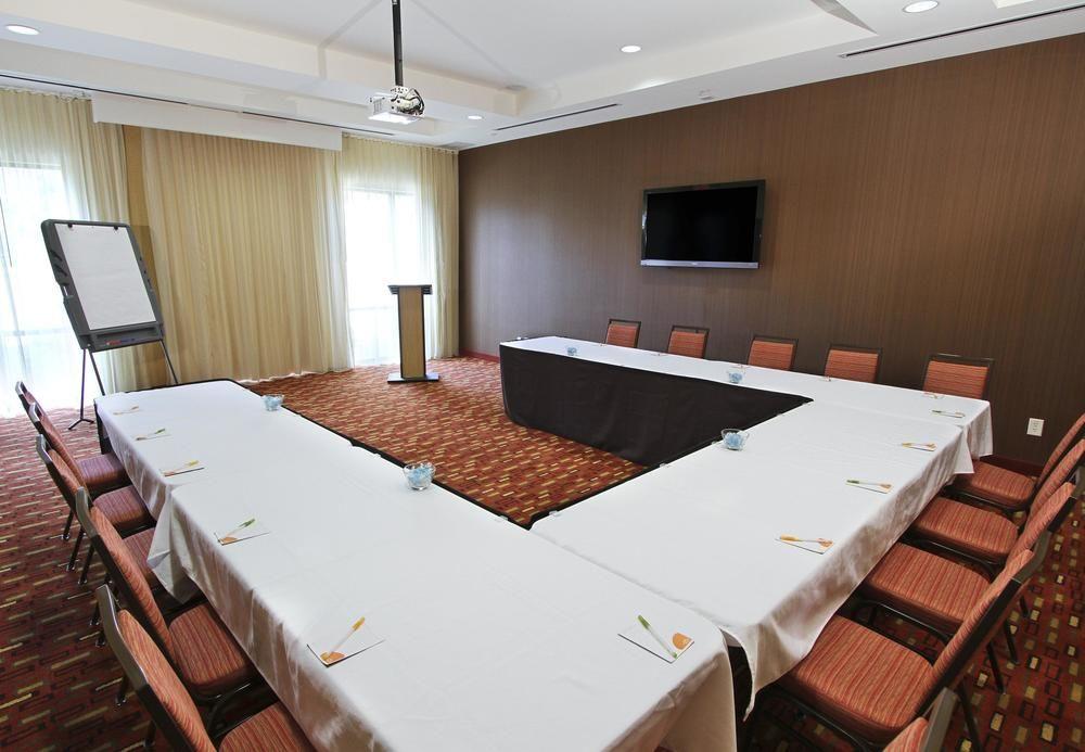 Courtyard By Marriott Raleigh North/Triangle Town Center Hotel Buitenkant foto