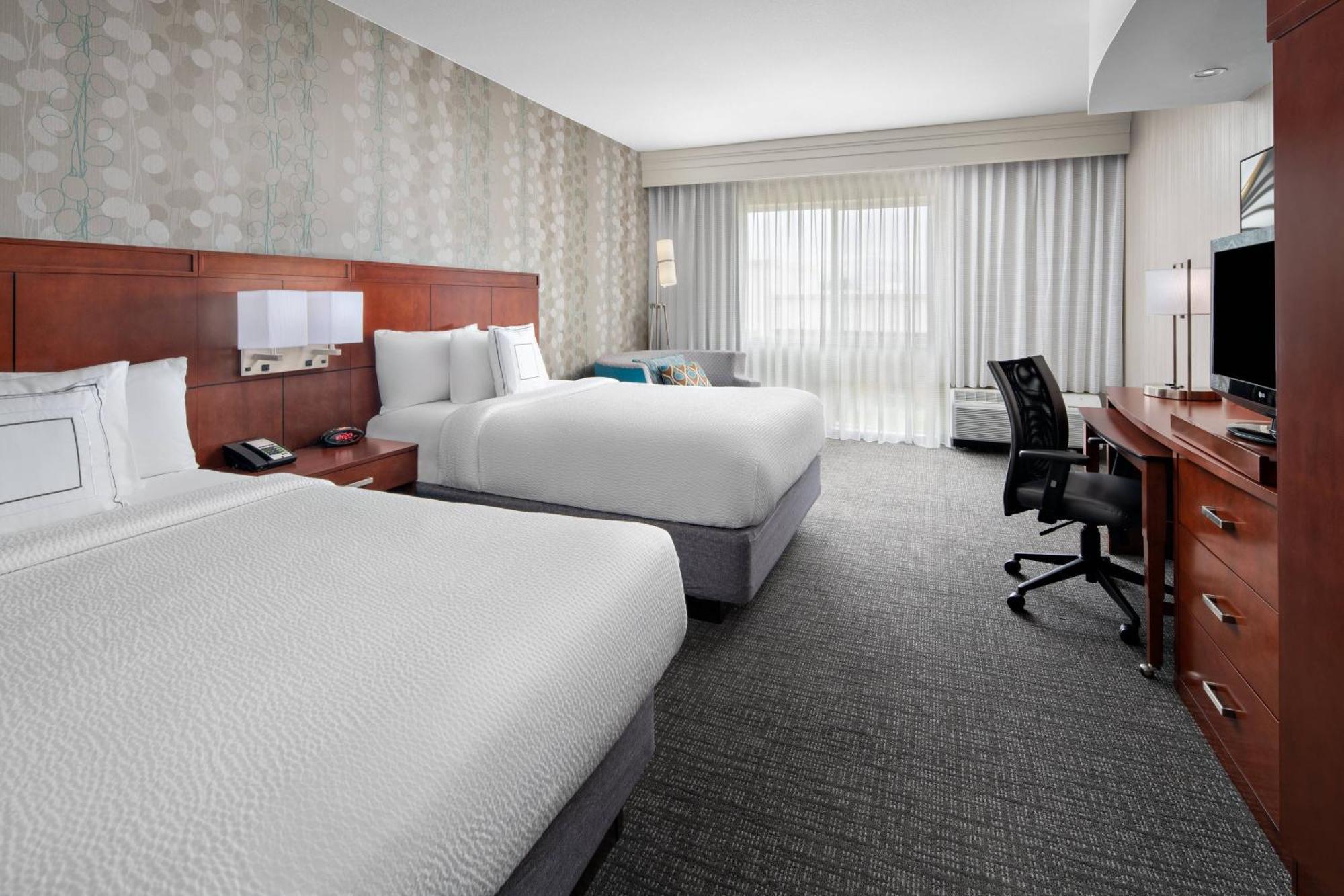 Courtyard By Marriott Raleigh North/Triangle Town Center Hotel Buitenkant foto