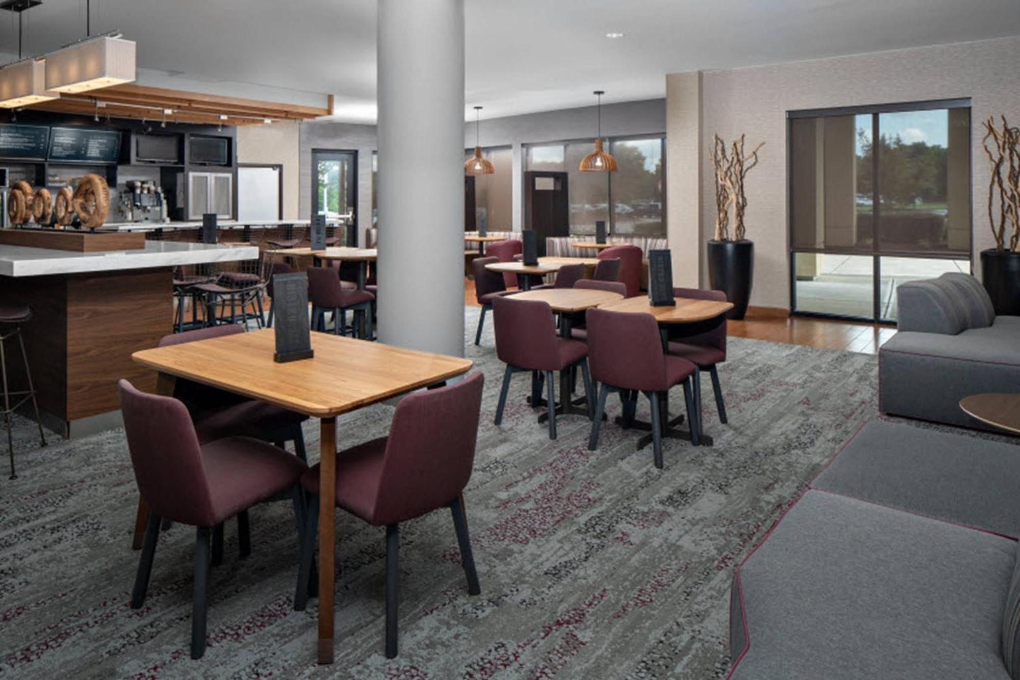 Courtyard By Marriott Raleigh North/Triangle Town Center Hotel Buitenkant foto