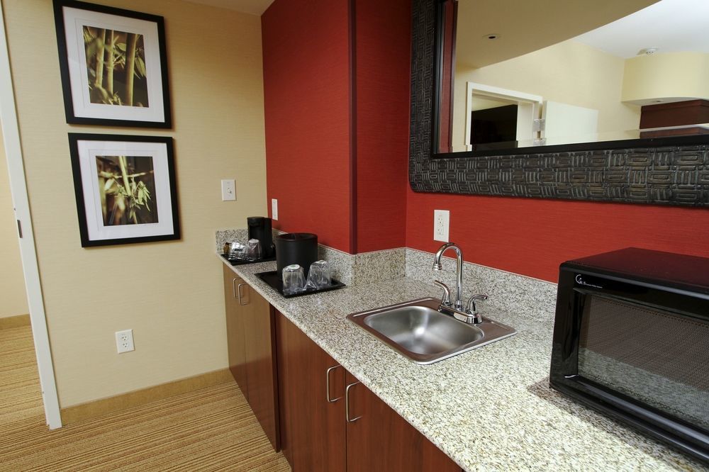 Courtyard By Marriott Raleigh North/Triangle Town Center Hotel Buitenkant foto