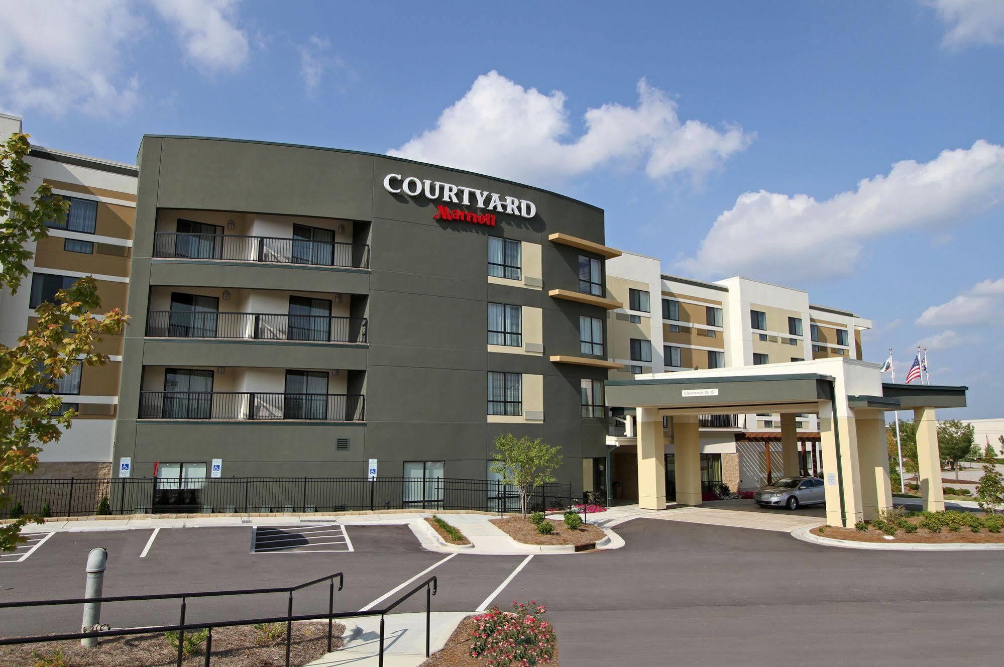 Courtyard By Marriott Raleigh North/Triangle Town Center Hotel Buitenkant foto