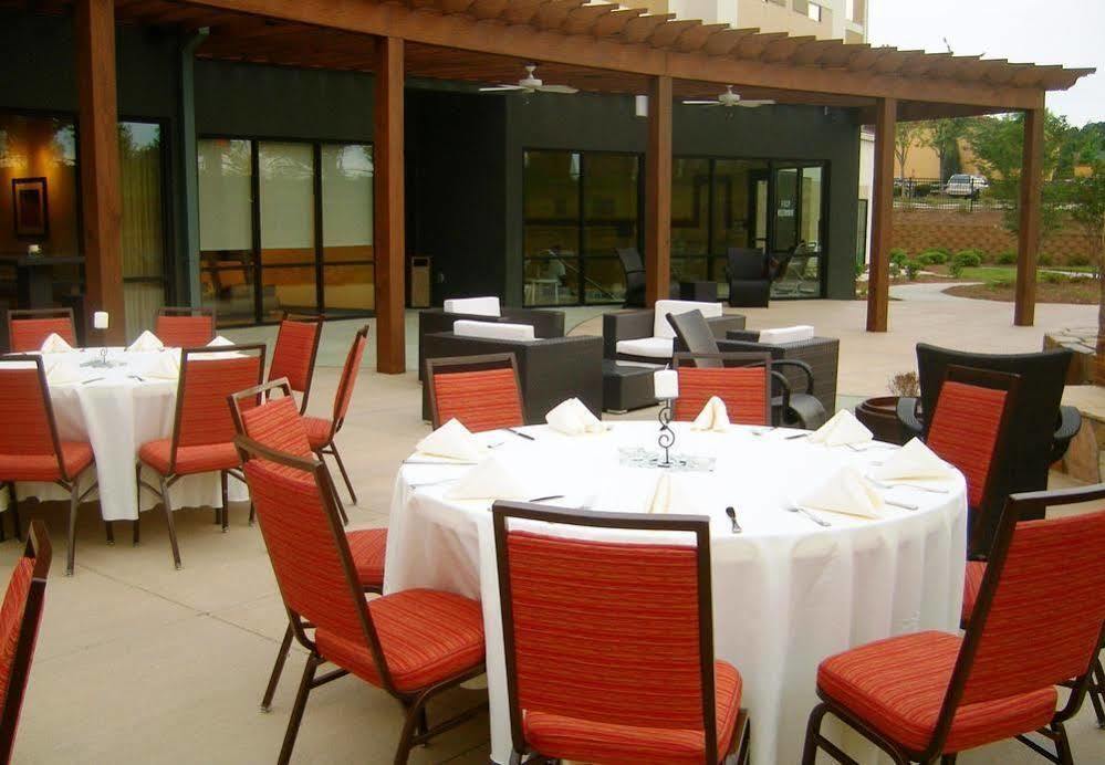 Courtyard By Marriott Raleigh North/Triangle Town Center Hotel Buitenkant foto